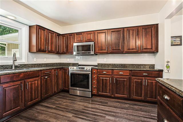 Builiding view fourteen for 9622 R, Mattawan, MI. 49071