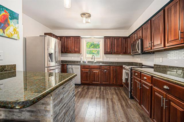 Builiding view thirteen for 9622 R, Mattawan, MI. 49071