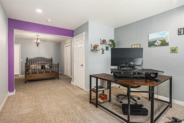 Builiding view twenty five for 9622 R, Mattawan, MI. 49071