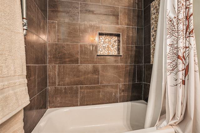 Builiding view twenty three for 9622 R, Mattawan, MI. 49071