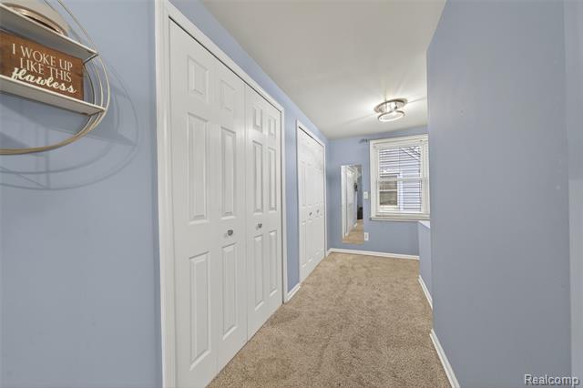 Builiding view seventeen for 2756 Buckingham, Berkley, MI. 48072