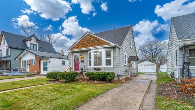 Builiding view twenty four for 2756 Buckingham, Berkley, MI. 48072