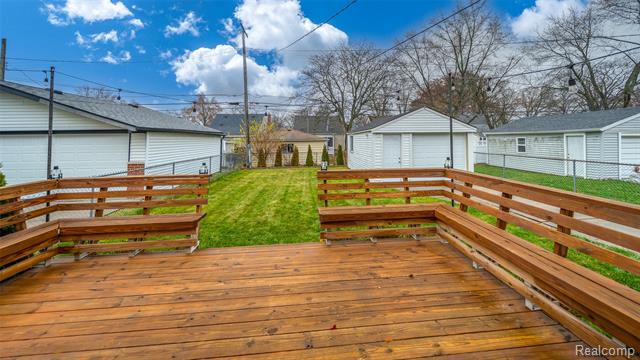 Builiding view twenty one for 2756 Buckingham, Berkley, MI. 48072