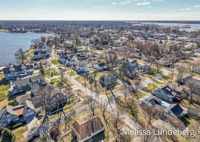 Builiding view forty four for 220 Barber, Spring Lake, MI. 49456