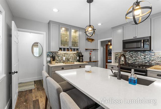 Builiding view six for 220 Barber, Spring Lake, MI. 49456