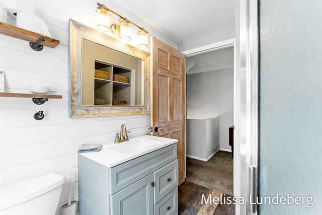 Builiding view thirty one for 220 Barber, Spring Lake, MI. 49456