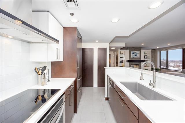 Builiding view eight for 150 Campau, Grand Rapids, MI. 49503