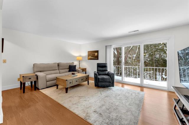 Builiding view ten for 6716 Cascade, Grand Rapids, MI. 49546