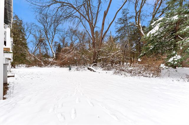 Builiding view twenty seven for 6716 Cascade, Grand Rapids, MI. 49546