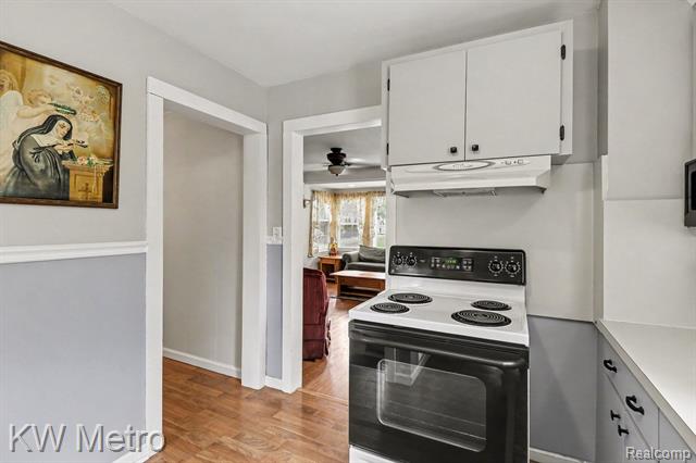 Builiding view eleven for 2815 Ellwood, Berkley, MI. 48072