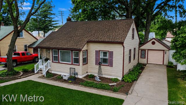 Builiding view forty two for 2815 Ellwood, Berkley, MI. 48072