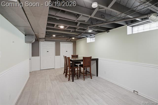 Builiding view twenty two for 808 N Edison, Royal Oak, MI. 48067