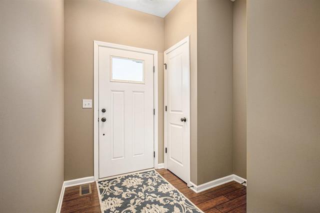 Builiding view eleven for 5834 Nile, Grandville, MI. 49418