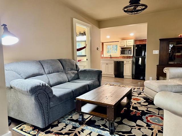 Builiding view five for 2150 Kinsey, Muskegon, MI. 49441