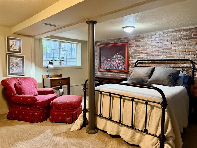 Builiding view twenty for 2150 Kinsey, Muskegon, MI. 49441