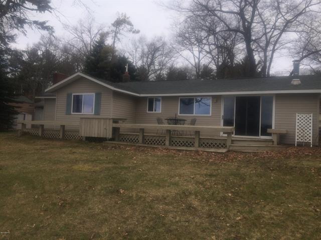 front view for 289 Mcnitt Road, Manistee, Mi. 49660