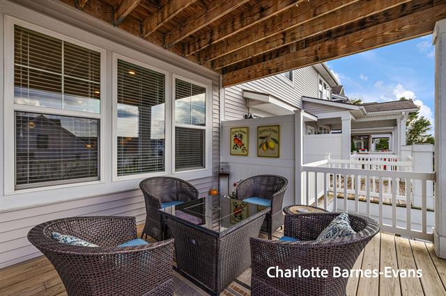 Builiding view seventeen for 930 Lake, Whitehall, MI. 49461