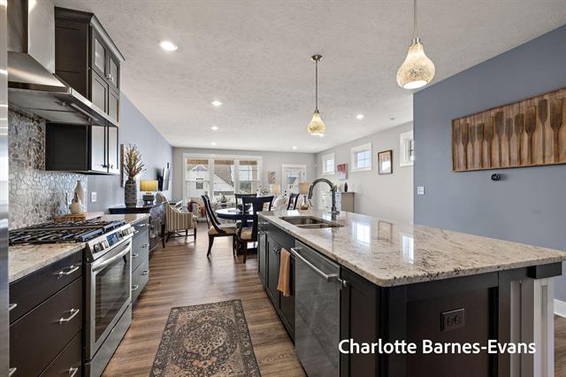 Builiding view ten for 930 Lake, Whitehall, MI. 49461