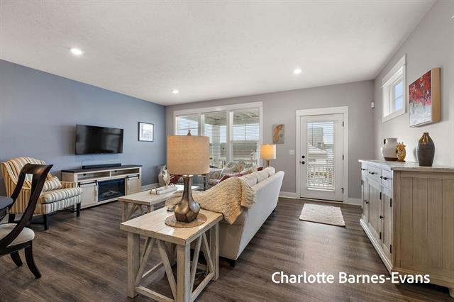 Builiding view thirteen for 930 Lake, Whitehall, MI. 49461