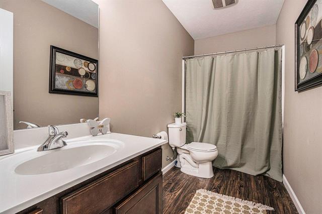 Builiding view seven for 2425 Sagebrush, Kalamazoo, MI. 49006