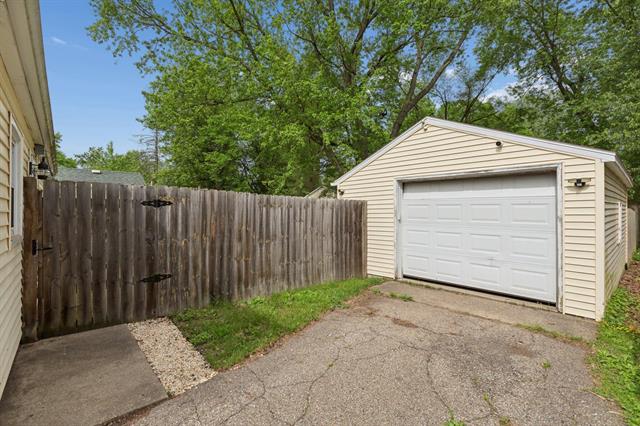 Builiding view fourteen for 1602 Baker, Kalamazoo, MI. 49048