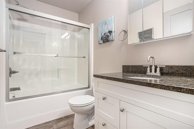 Builiding view twenty for 29209 62Nd, Lawton, MI. 49065