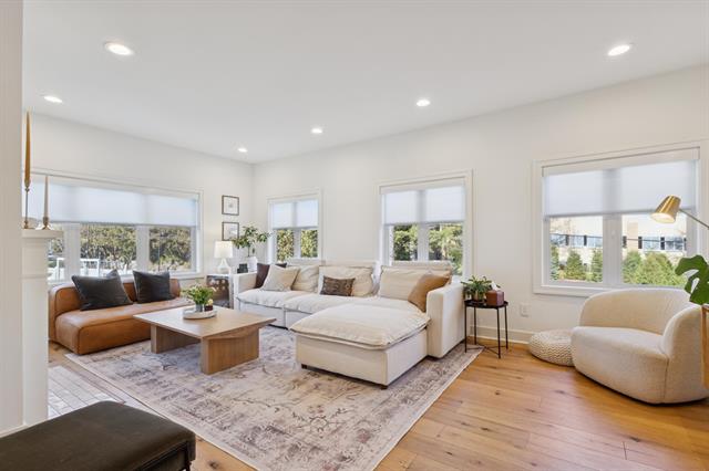 Builiding view eight for 1824 Sherman, Grand Rapids, MI. 49506