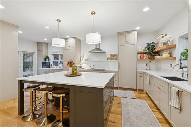 Builiding view nineteen for 1824 Sherman, Grand Rapids, MI. 49506