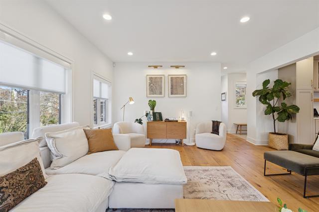 Builiding view ten for 1824 Sherman, Grand Rapids, MI. 49506