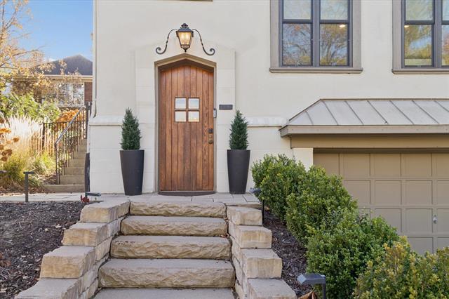 Builiding view three for 1824 Sherman, Grand Rapids, MI. 49506