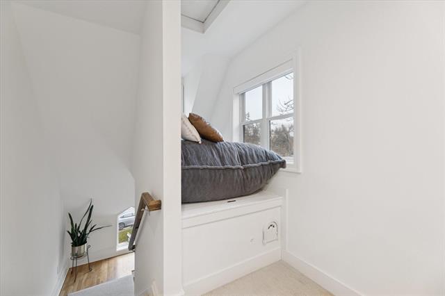 Builiding view twenty eight for 1824 Sherman, Grand Rapids, MI. 49506