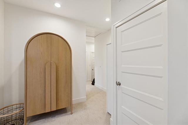 Builiding view twenty five for 1824 Sherman, Grand Rapids, MI. 49506