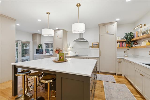 Builiding view twenty two for 1824 Sherman, Grand Rapids, MI. 49506