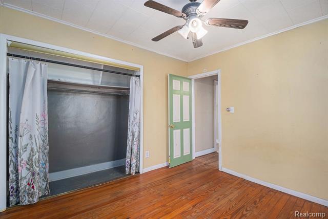 Builiding view fourteen for 3952 Greenfield, Berkley, MI. 48072