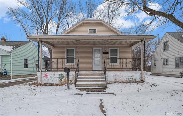 Builiding view one for 3952 Greenfield, Berkley, MI. 48072