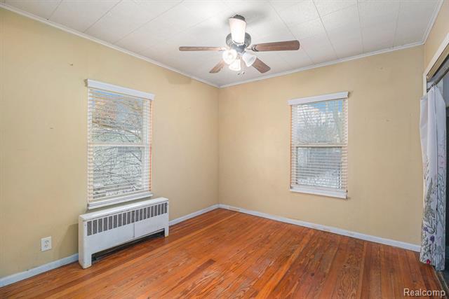 Builiding view thirteen for 3952 Greenfield, Berkley, MI. 48072