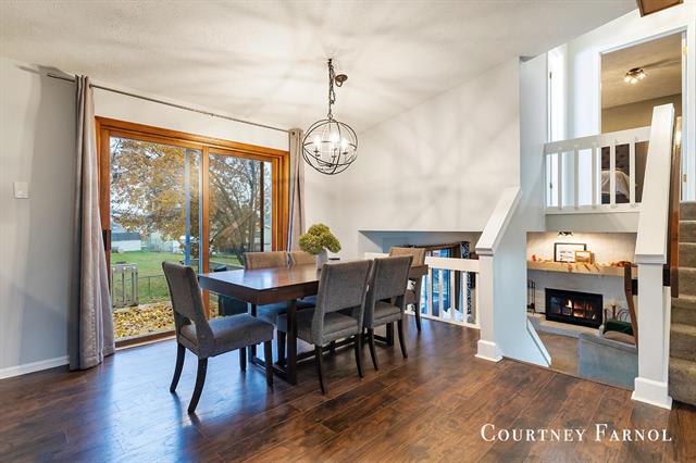 Builiding view ten for 5795 Brookfarm, Grand Rapids, MI. 49508