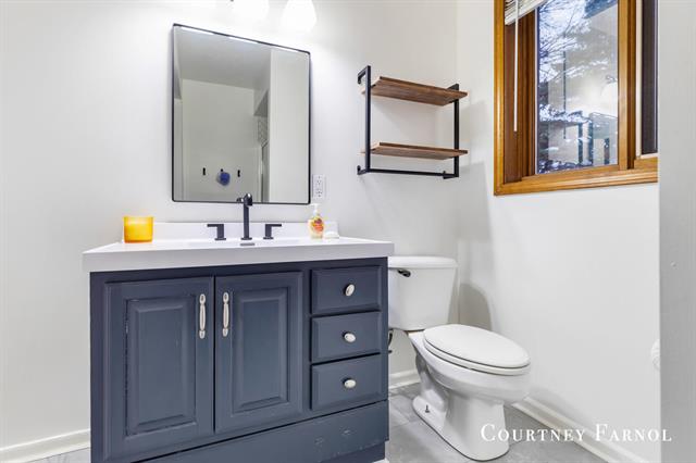 Builiding view twenty four for 5795 Brookfarm, Grand Rapids, MI. 49508