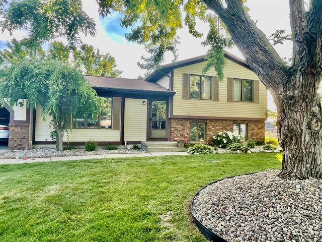 front view for 5795 Brookfarmse Drive, Grand Rapids, Mi. 49508