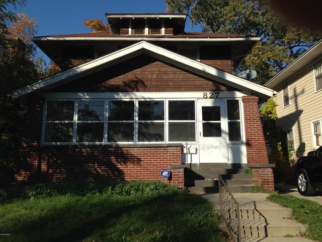 front view for 827 Ardmorese Street, Grand Rapids, Mi. 49507