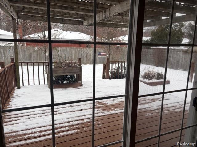 Builiding view seventeen for 1145 Elliott, Madison Heights, MI. 48071