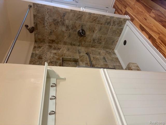 Builiding view twenty four for 1145 Elliott, Madison Heights, MI. 48071