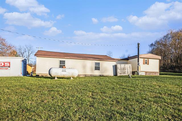 Builiding view twenty two for 10395 Peck Lake, Lowell, MI. 49331