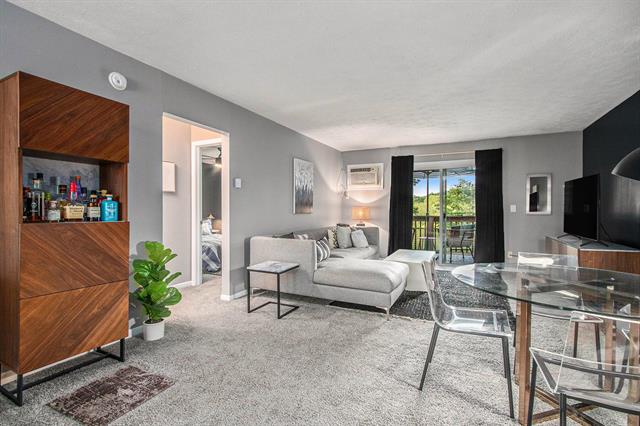 Builiding view four for 2028 Us 31, Niles, MI. 49120