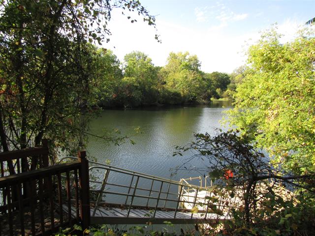 Builiding view sixteen for 2028 Us 31, Niles, MI. 49120