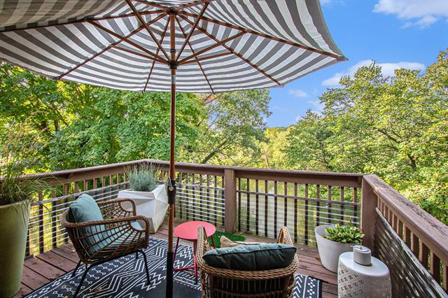 Builiding view ten for 2028 Us 31, Niles, MI. 49120