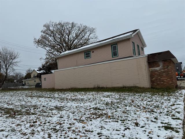 Builiding view one for 710 Martin Luther King Jr, Jackson, MI. 49203