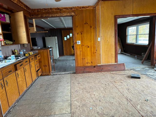 Builiding view six for 710 Martin Luther King Jr, Jackson, MI. 49203