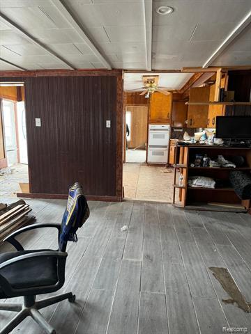 Builiding view ten for 710 Martin Luther King Jr, Jackson, MI. 49203