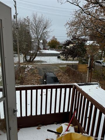 Builiding view twenty five for 710 Martin Luther King Jr, Jackson, MI. 49203